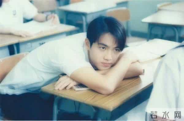 谁也逃不掉时间这把刀，不老男神钟汉良终究不再年轻了