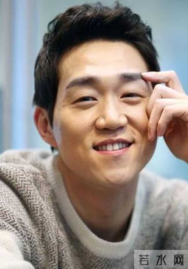 社长晚报圭贤尹邵熙甜蜜相恋,德善弟弟患白血病,张艺兴录制节目不慎晕倒