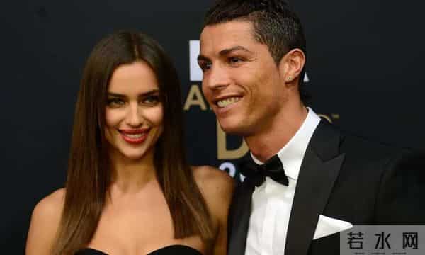 还没结婚就当3个娃后妈，她的恋情价值几亿？