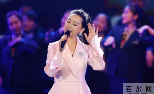 隐婚多年的谭晶：遭韩庚“揭老底”，老公结束中国“无芯”历史