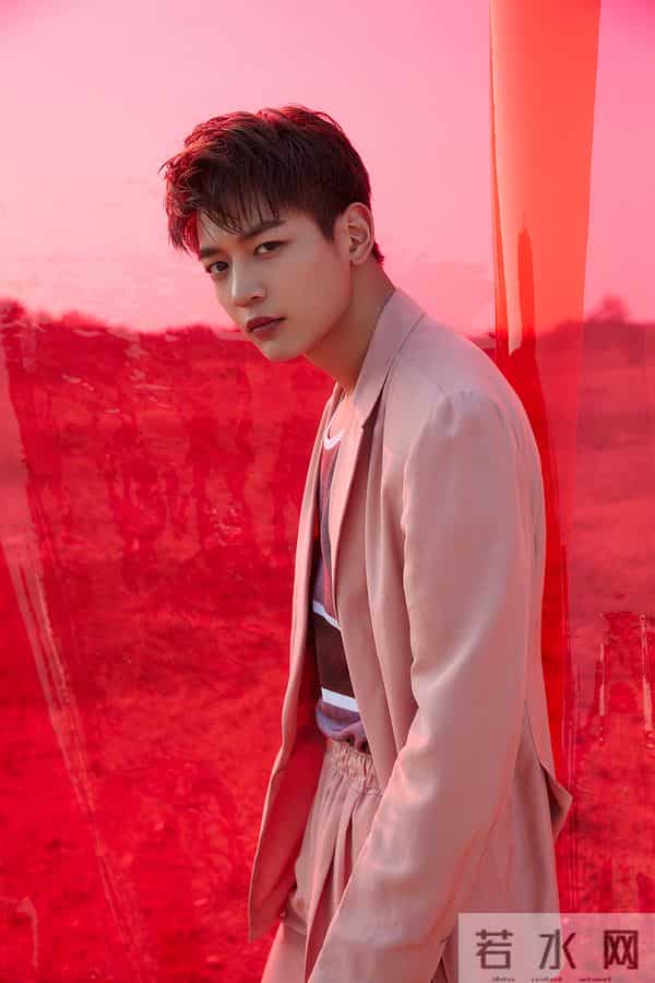 SHINee珉豪举行<Best CHOI’s MINHO>亚洲巡回歌迷见面会