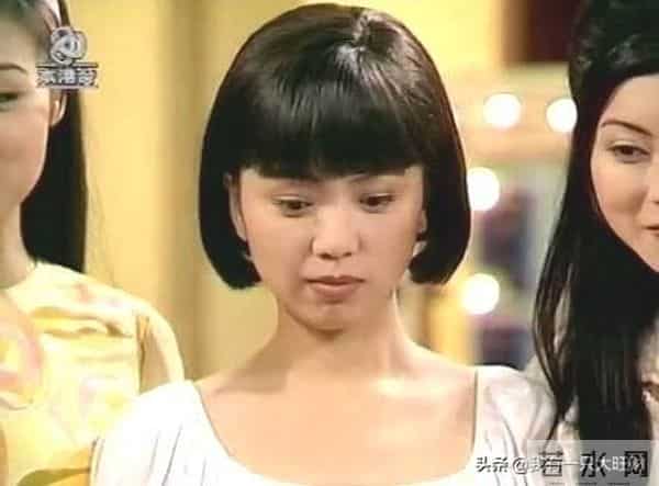 《我和春天有个约会》完美融合精明与单纯的金露露，因美好而幸福