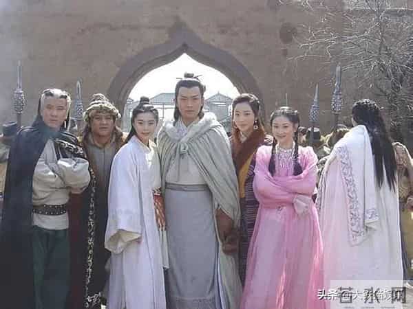 20年前的《萍踪侠影》，藏了好多帅哥美人，连黄晓明都只能打酱油