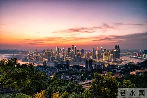 2009年,那个火爆全网,后出走美国的“凤姐”,如今怎么样了?