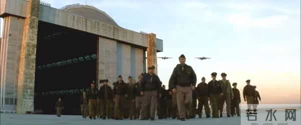 片方失利，高管辞职，18年前投资1.4亿的大片《珍珠港》差在哪？