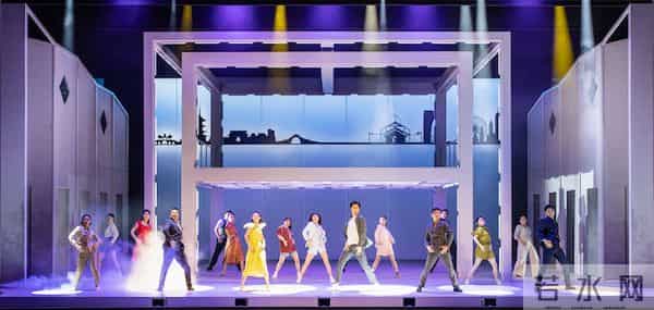 “学霸”秋香与“纨绔”伯虎爱情过招，苏滑版《新唐伯虎点秋香》逗趣上演