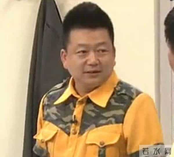 还记得《本山快乐营》中的两个保安吗？现在都转行了