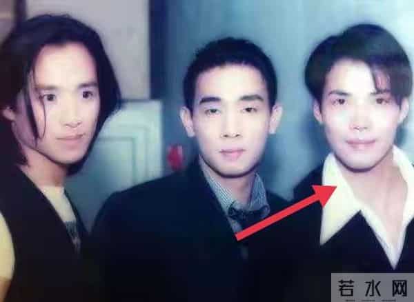 刚靠妻子走红,就酒驾入刑、和嫩模传绯闻,如今这是浪子回头了?