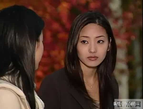 41岁韩彩英复出，首次公开亿万豪宅，全素颜上综艺让人认不出