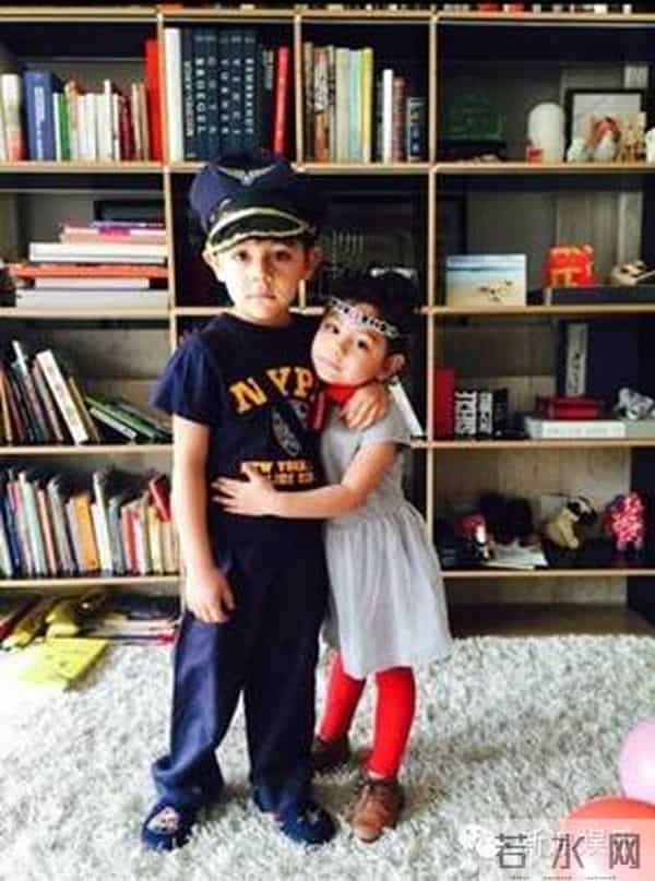 天天哄妹妹好苏,千玺搂弟弟暖炸...小小年纪的他们都成了别人家的哥哥