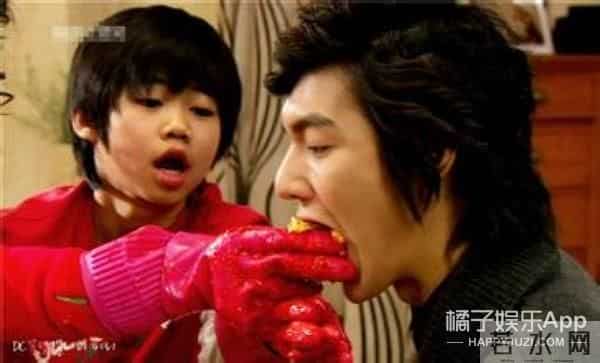 7年了，《花样男子》里金丝草的萌弟弟，现在竟然长这样！