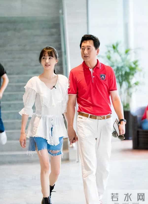 分手9年再看胡彦斌郑爽,一个身价过亿,一个证实张翰没说错