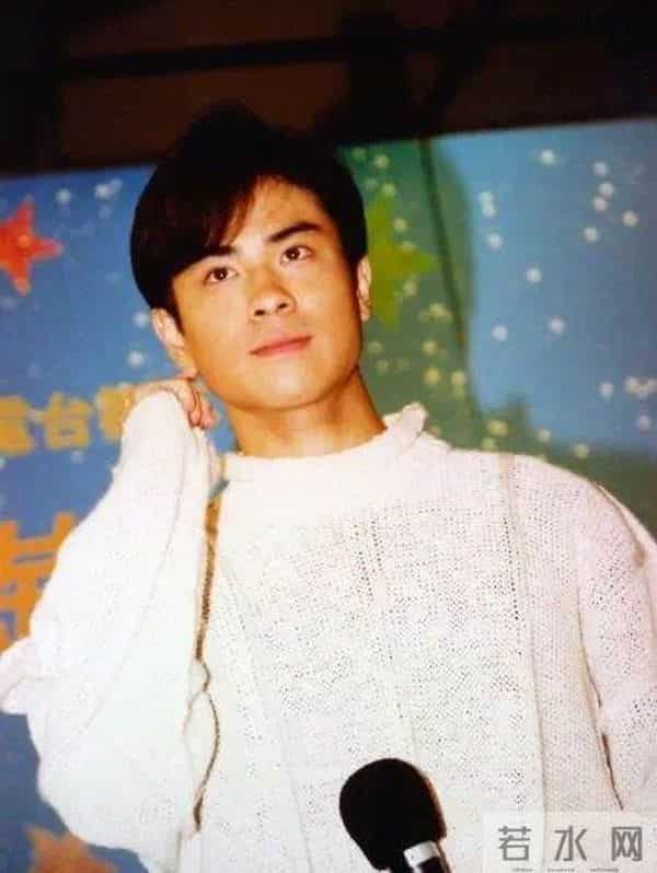 8任女友无缝对接、脚踩多条船,郑嘉颖凭啥能娶到小21岁白富美?