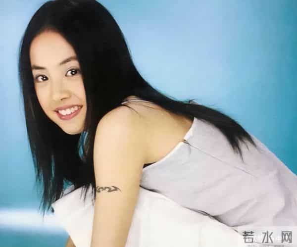 “少男杀手”蔡依林的坎坷情史,和她生命中的12个男人