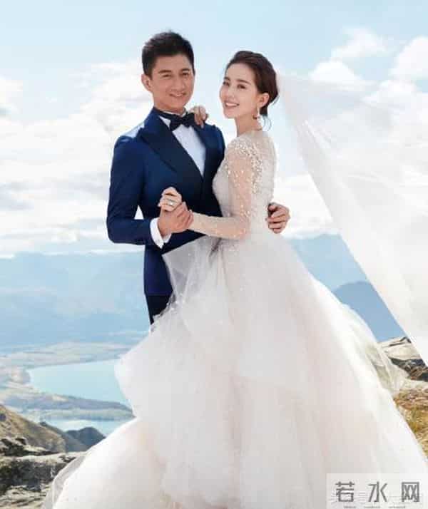 盘点娱乐圈十对明星夫妇虐狗婚纱照 最幸福的竟然是他们?