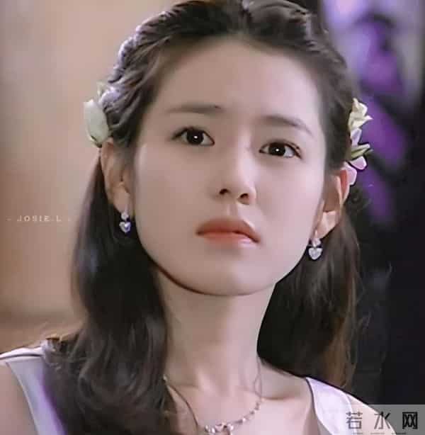 韩剧美人沉浮史,天生美人还是容颜依旧,后天美人却已判若两人