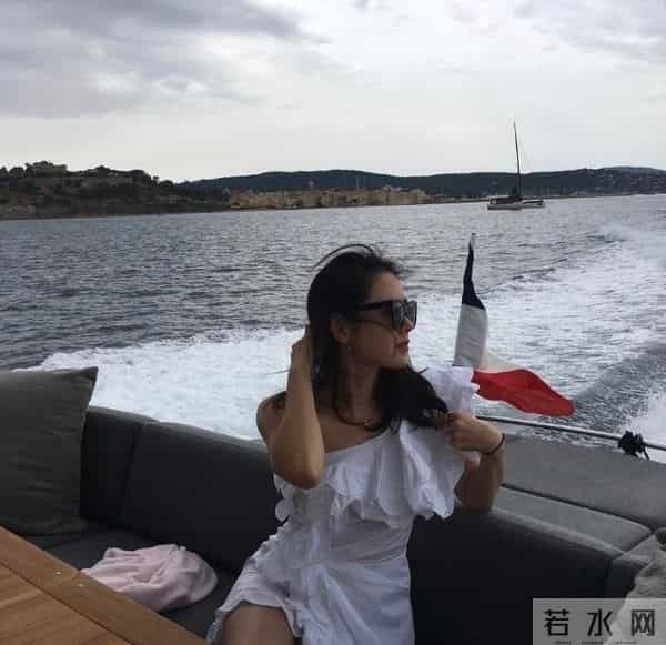 孙艺珍爆比基尼旧照，丰满上围＋蜜糖肌，网友直呼：太不公平！