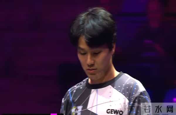 突发！松岛辉空和安宰贤的比赛还没打，松岛便暂停比赛，怒指看台