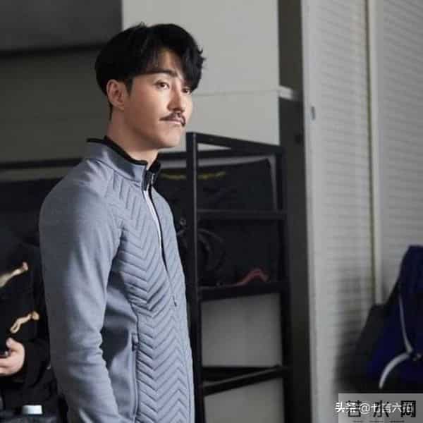 男人味爆棚，却人称煮饭大婶，22岁开始做后爹的车胜元不简单