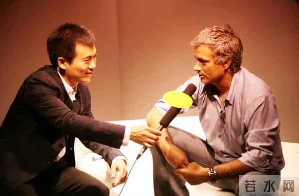 黄健翔离婚16年：他惹官司，再婚后又做父亲，前妻患癌至今单身