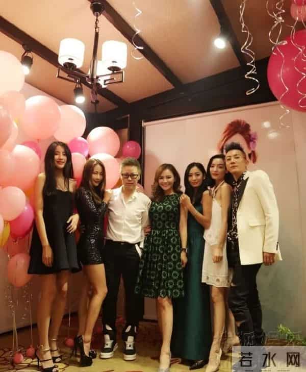 刘恺威爆新恋情，聊聊《美丽俏佳人》那些女主持…