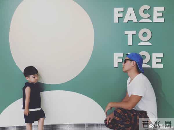 还记得《天外飞仙》里的上官浩琪吗？他现在长这样