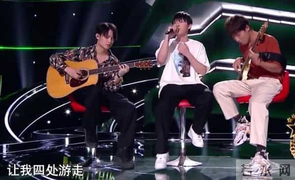 《好声音》李宇春读秒留下赵紫骅，为何热泪盈眶？都是方脸惹的祸