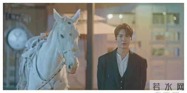 李敏镐新剧《The King》烧钱拍海战大戏，男神的逆生长全靠包装