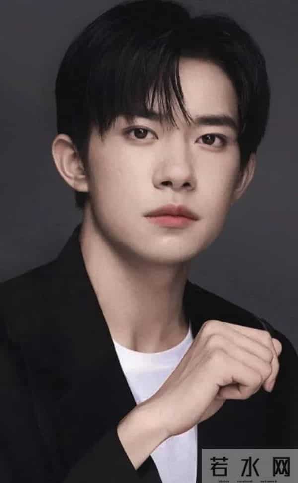 7位口碑逆风翻盘的明星:易烊千玺成实力派,热依扎凭演技获认可