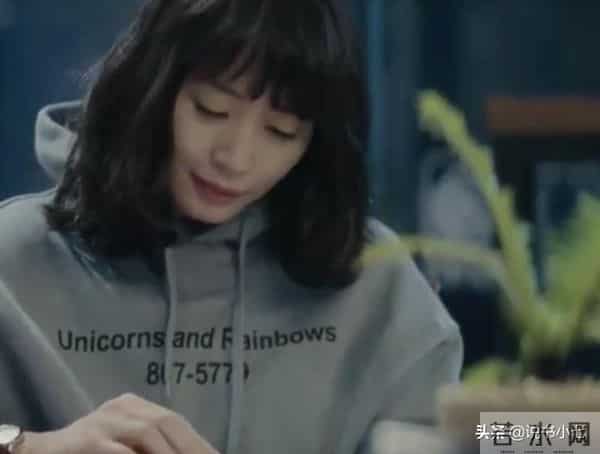 86岁超龄韩剧爱情组合来了,朱智勋火速认爱,鬣狗的爱也能迫降?