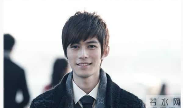 从《小时代》里的周崇光再到陈学冬，他帅气依旧，人气飙升！