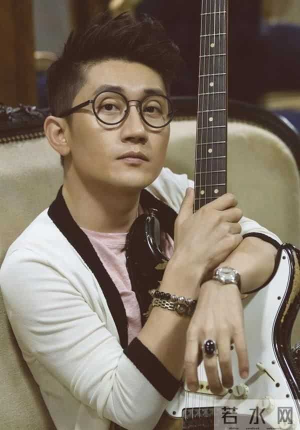 10年后再看金志文和金兰的婚姻，才明白成名后结婚是最好的选择