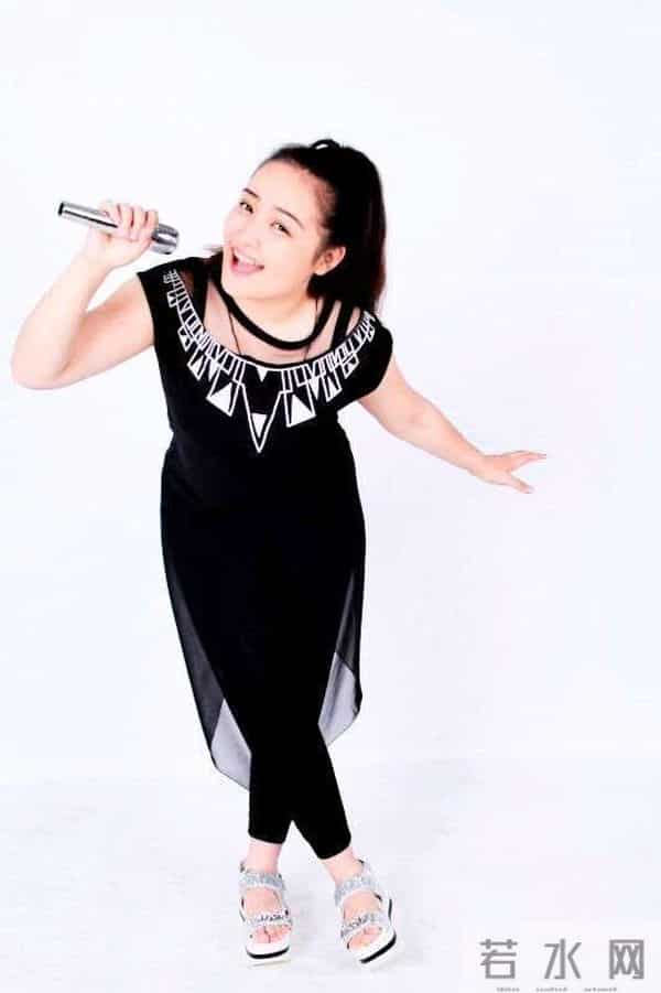 来看看,2017年福海冬捕节可以看到哪些明星?