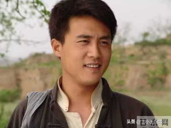 《北京青年》10年演员差距大,女主已无戏可拍,女配靠身材翻红