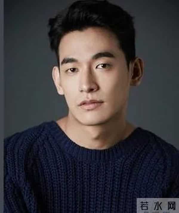 《屋塔房王世子》10年后，2人退圈，1人离婚，2女主年近40未婚