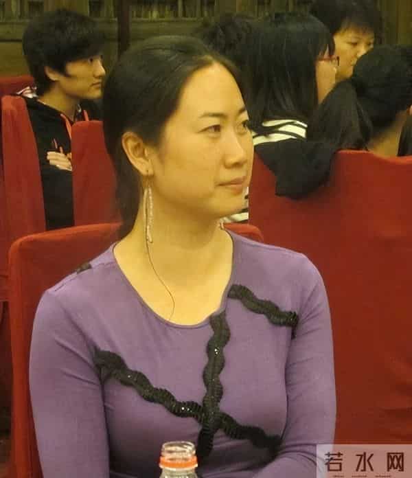 芙蓉姐姐：20年前爆火遭群嘲，2016年身家过亿要嫁王宝强，现怎样