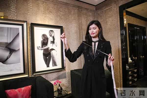 Lady Gaga也要出美妆？史上最时髦王妃今日大婚！