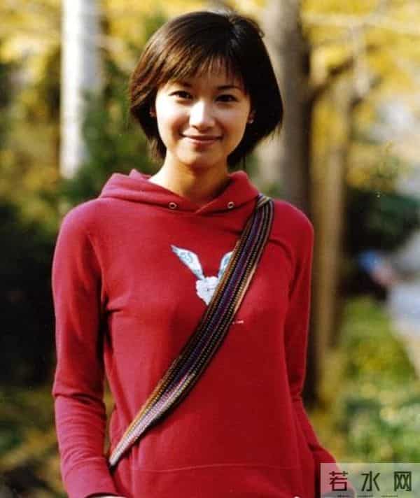 “京圈魔女”徐静蕾,养王朔,捧吴亦凡,谈代孕,47岁还未婚