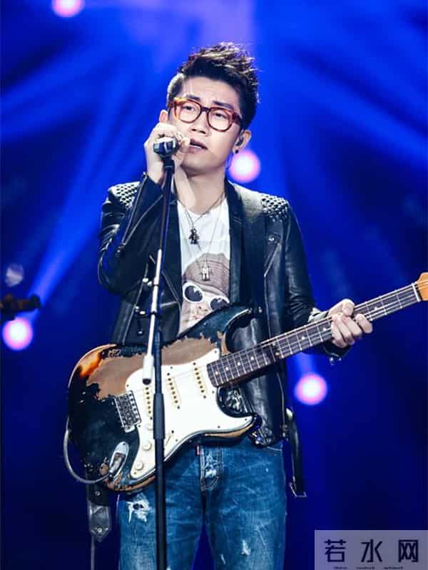 10年后再看金志文和金兰的婚姻，才明白成名后结婚是最好的选择