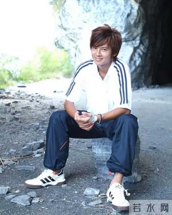 宝岛偶像剧一哥李国毅宣布结婚，新娘大他三岁，恋爱16年终成正果