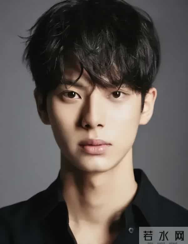 《芭妮与哥哥们》芭妮挥别旧爱后,邂逅五位帅哥开启浪漫纠葛之旅