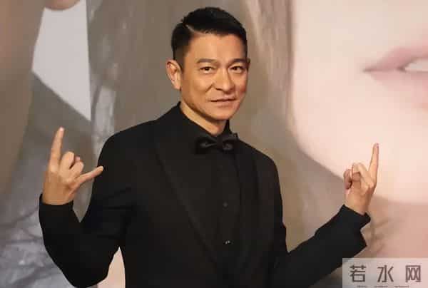 当“中国天王”出席韩国顶级颁奖礼,会是啥场面?网友:砸场子的