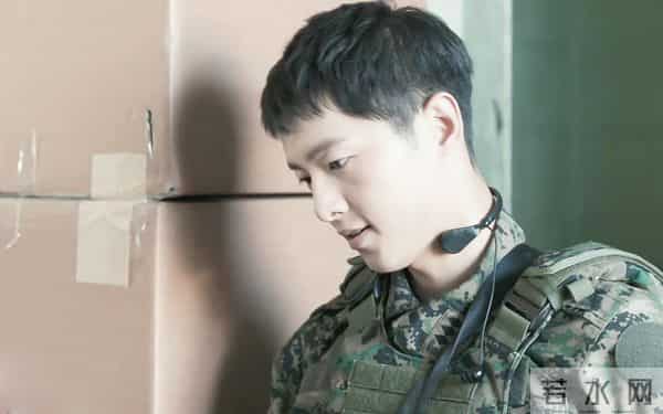 苏志燮与宋仲基合演电影《军舰岛》,这个组合太强大!