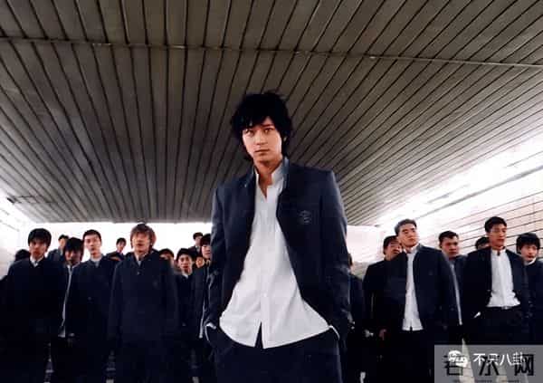 姜栋元与朴彩英在恋爱?男方却被女方粉丝嫌弃又丑又糊......