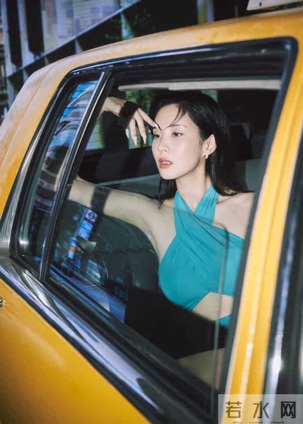 少女时代回归预告照公开,31岁忙内徐贤,大胆秀出火辣身材