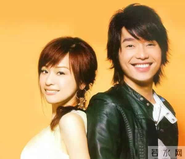 她一出道就是少男杀手，曾因一首《当你》爆红！17年过去，有多少人还在听她的歌？