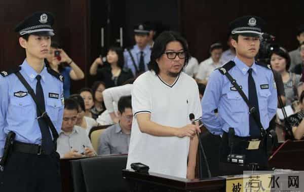 他从清华退学、坐过牢,离过2次婚还被骂感情骗子,却让马云赏识