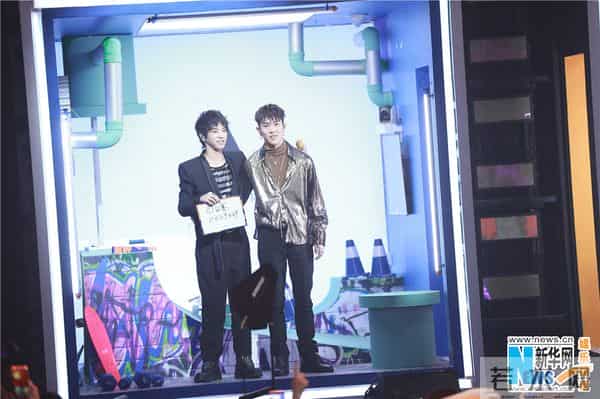 《明日之子》收官 毛不易获“最强厂牌”荣誉