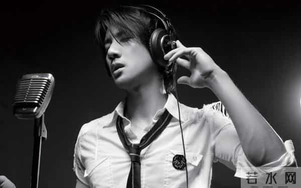 王力宏离婚，老婆李靓蕾大揭他老底？揭秘王力宏的“风流”半生…