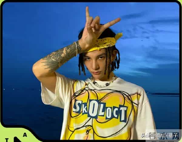 捐100块却P成1万8,说唱歌手被扒后补捐道歉:希望大家不要放弃我